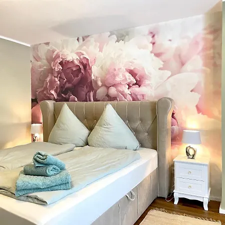 Апартаменты Weinhof Traumwohnung Im „la Mosel•