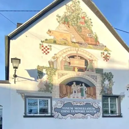 Weinhof Traumwohnung Im „la Mosel• Апартаменты *